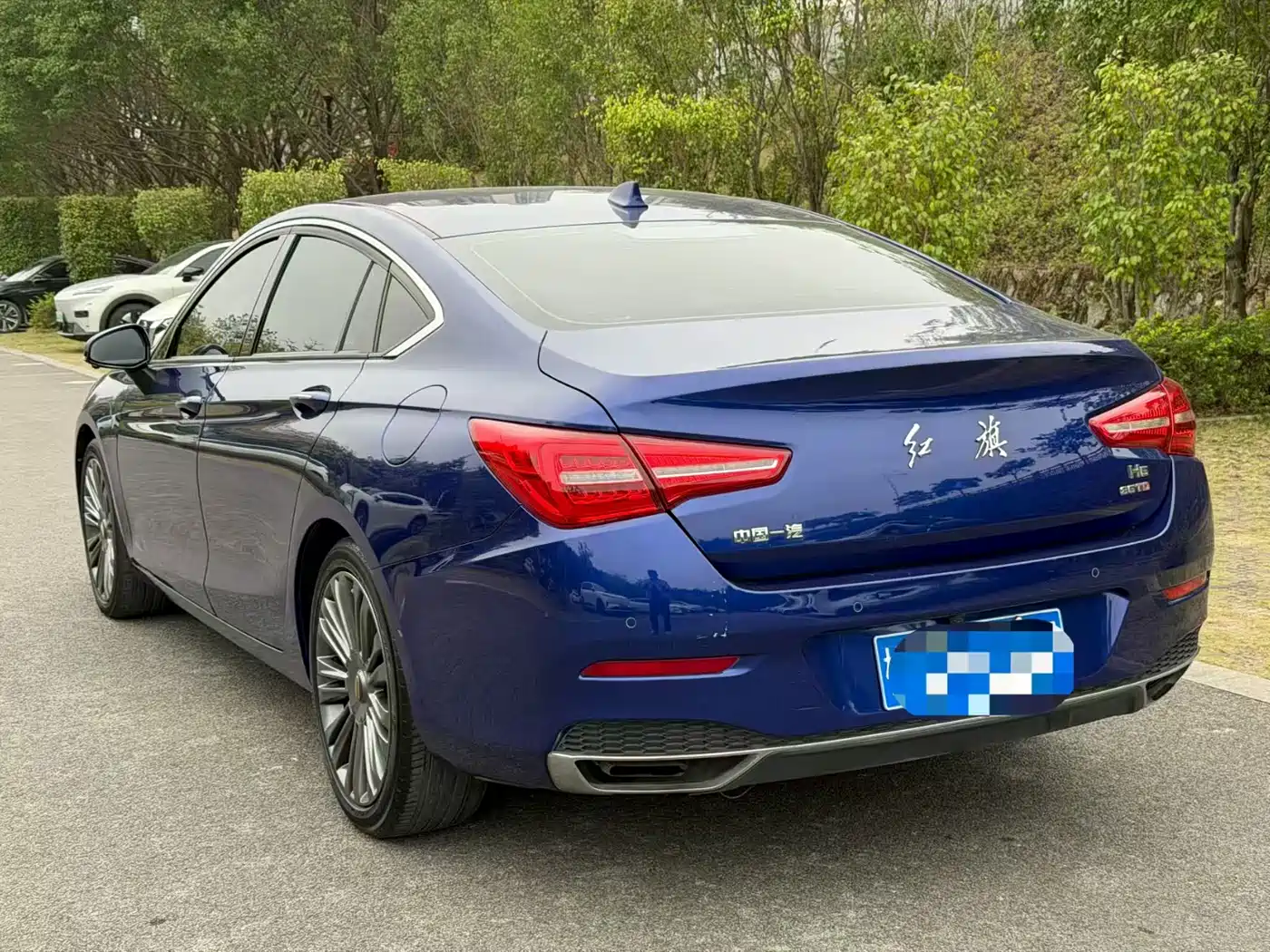 Hongqi H5 2020 1.8T Automatic Smart Connection Qi Rhythm Edition фото 8