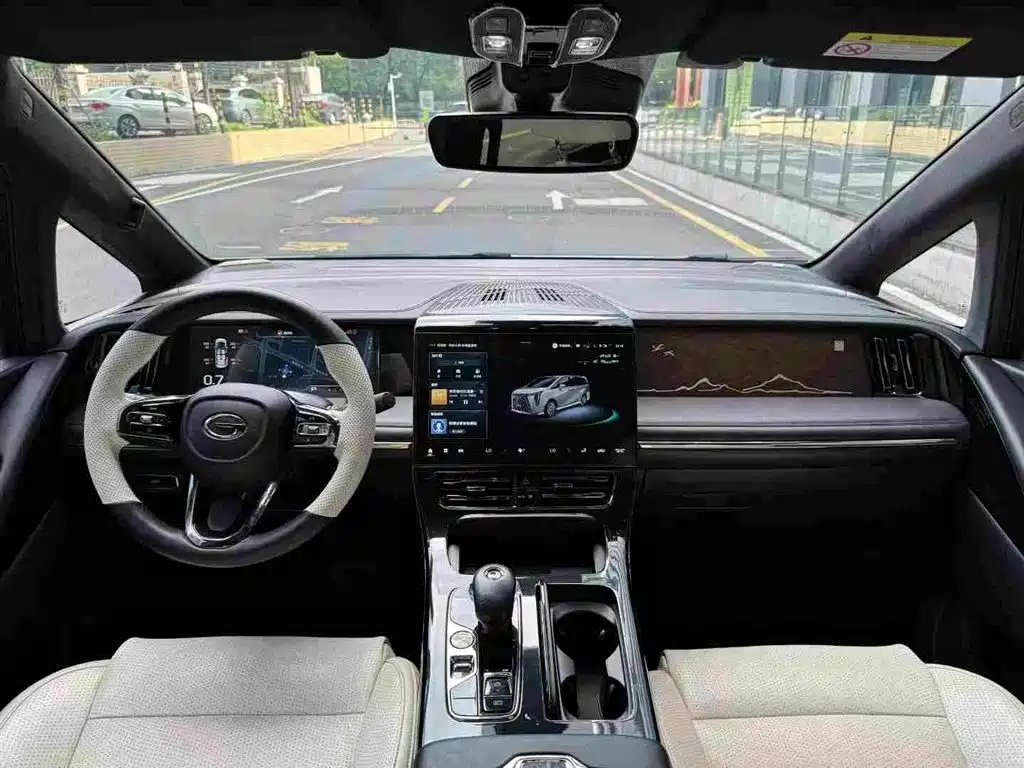Photo 7 - GAC Trumpchi M8