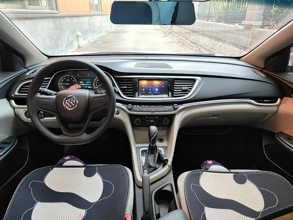 Фото 10 - Buick Excelle
