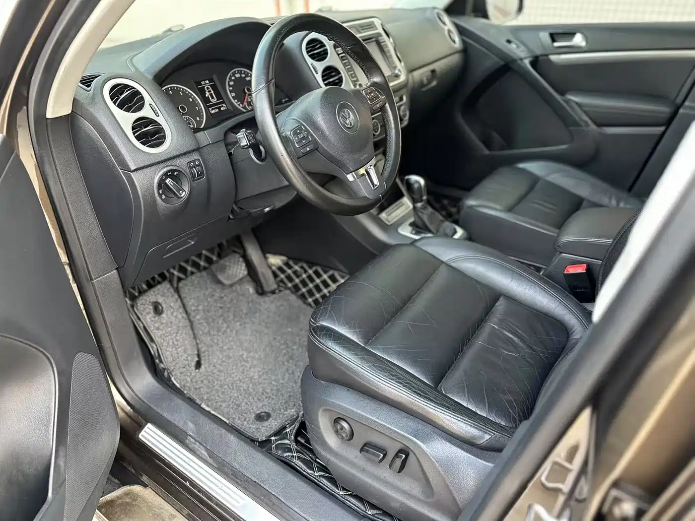 Volkswagen Tiguan 2013 1.8TSI Auto 2WD Comfort Edition фото 3