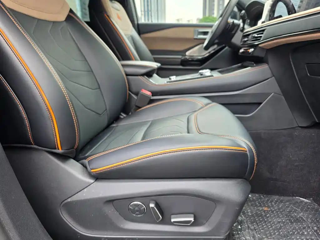 Ford Explorer 2025 2024 2.3T EcoBoost Kunlun Summit Edition 7-Seater