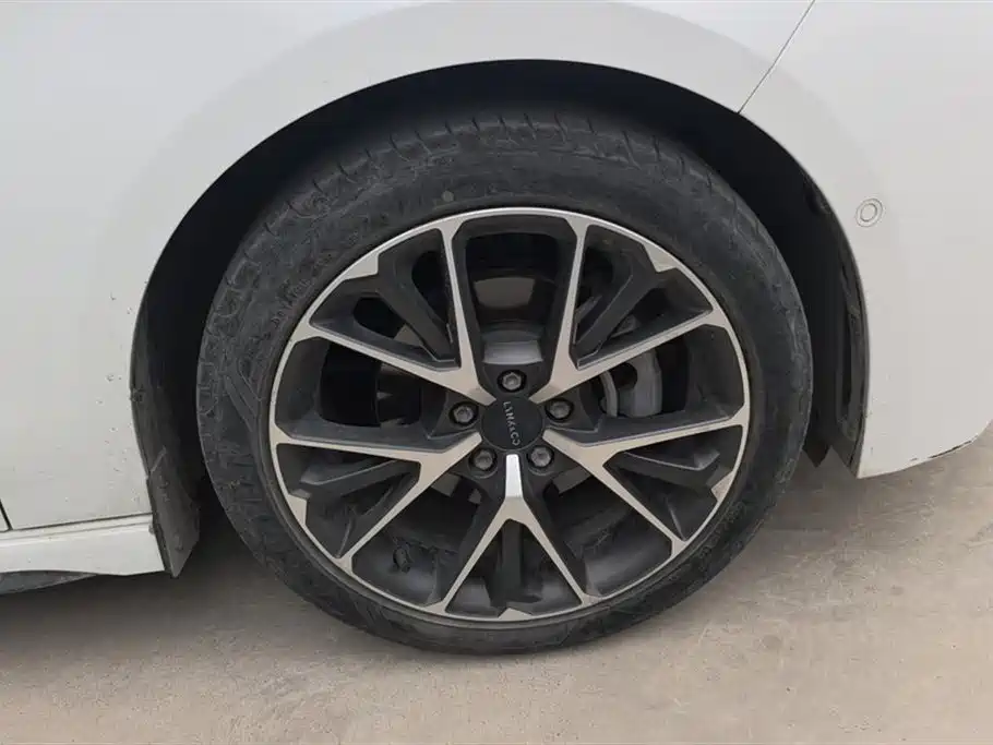 Lynk & Co 03 2019 2.0TD Auto Power Pro Version фото 6