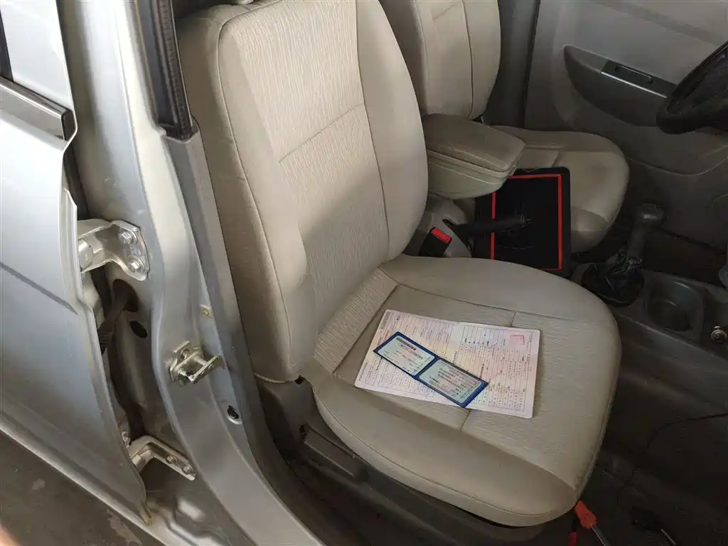 Wuling Motors Wuling Hongguang 2014 2010 1.2L Basic (China IV)
