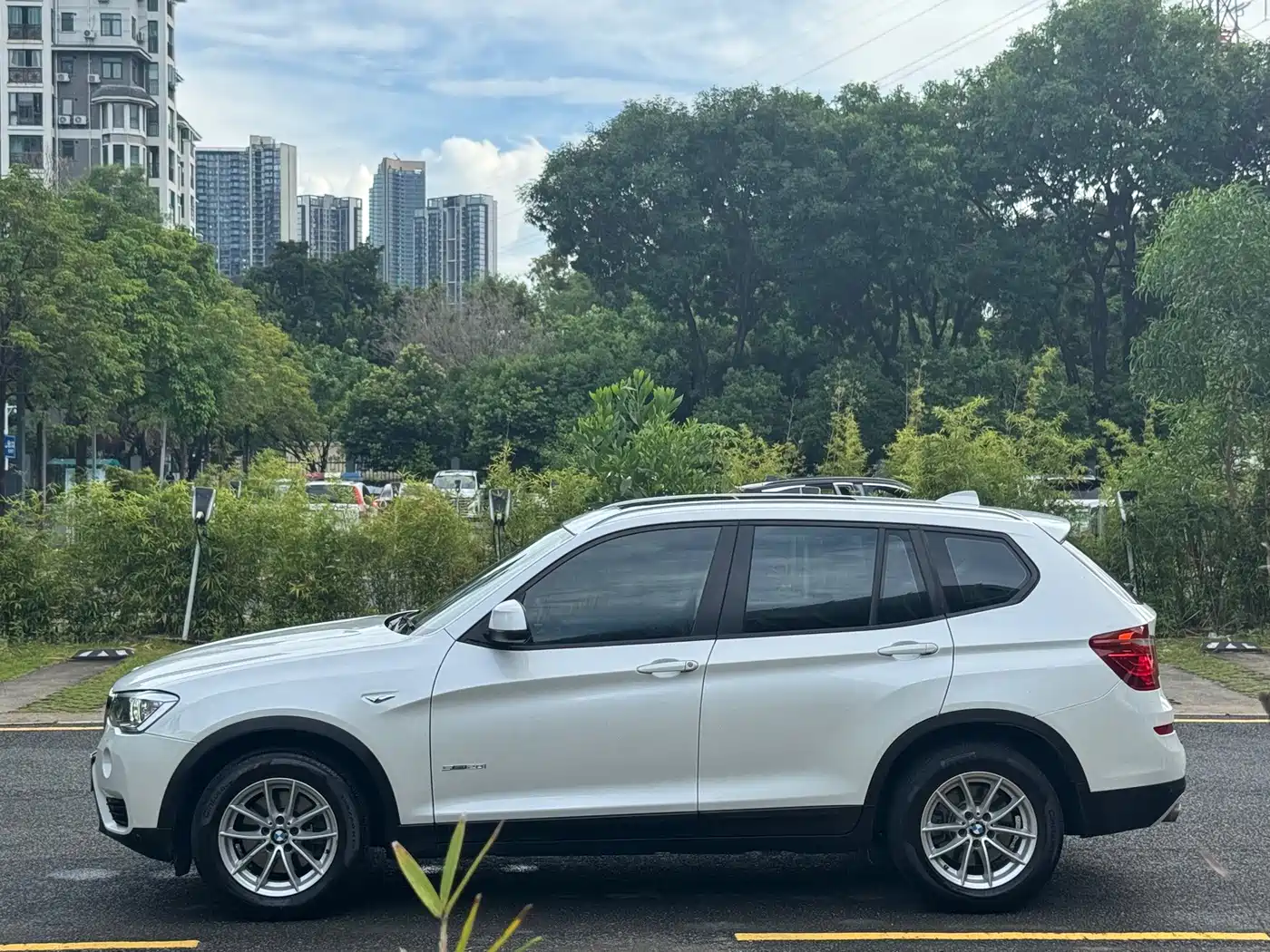 BMW X3 (Import) 2017 2016 sDrive20i