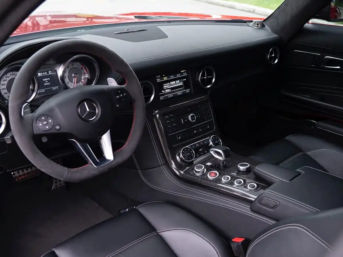 Mercedes-Benz SLS AMG 2012 2011 SLS AMG