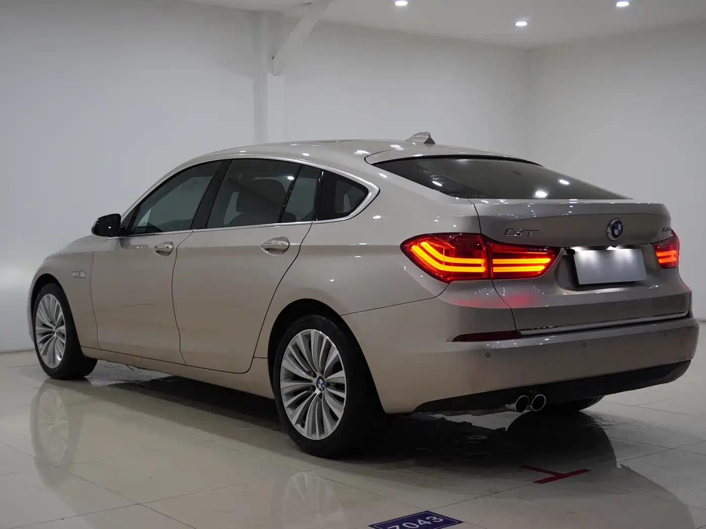 BMW 5 Series GT 2014 2014 528i Luxury
