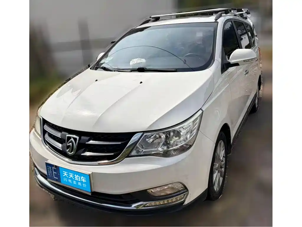Фото 1 - Baojun 730