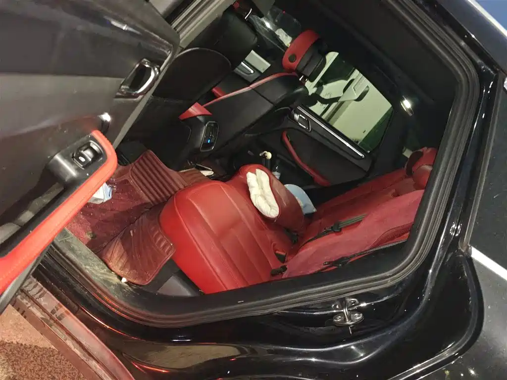 Porsche Macan 2014 Macan 2.0T фото 15