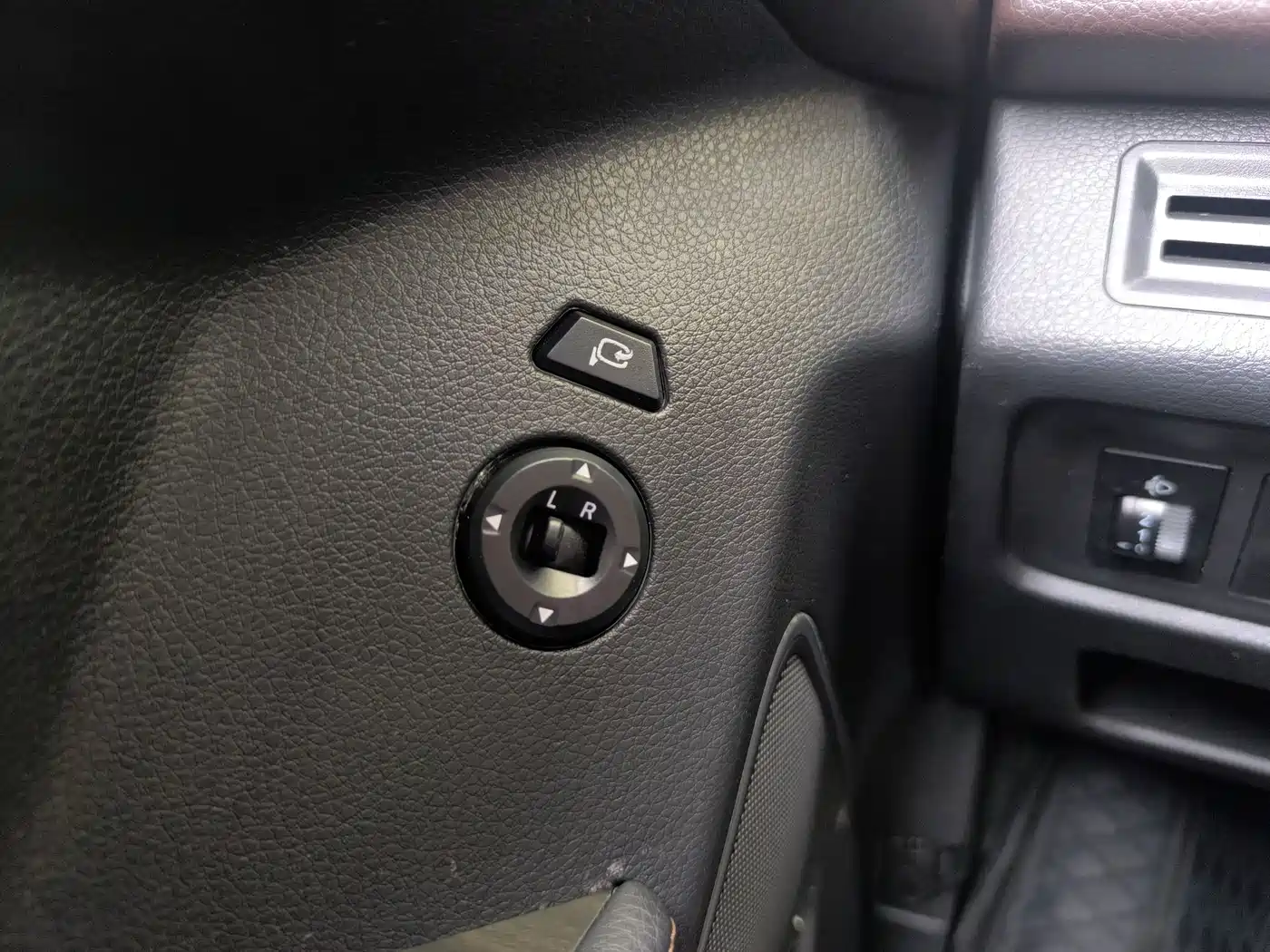 Landwind X7 2016 2015 2.0T Panorama Premium