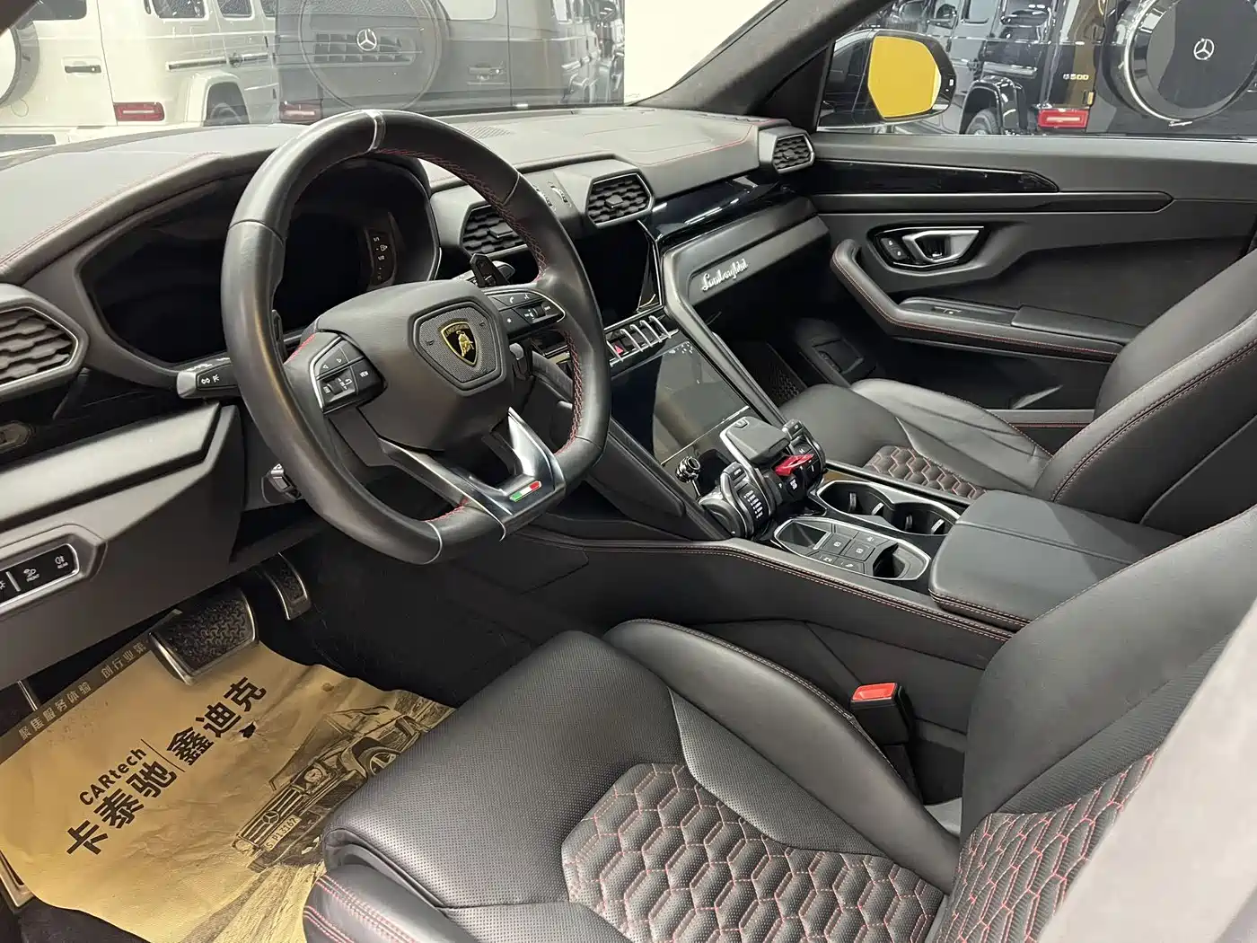 Lamborghini Urus 2021 4.0T V8 фото 12