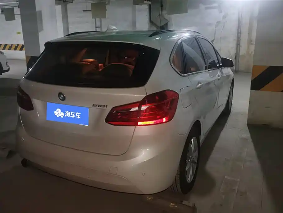 BMW 2 SERIES STATION WAGON