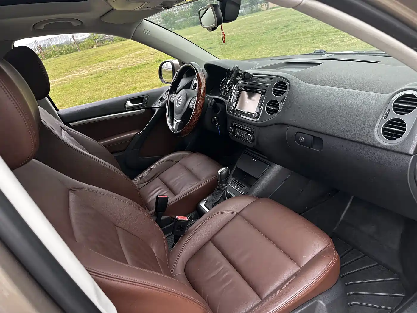 Volkswagen Tiguan 2015 2.0TSI Comfort Edition фото 15