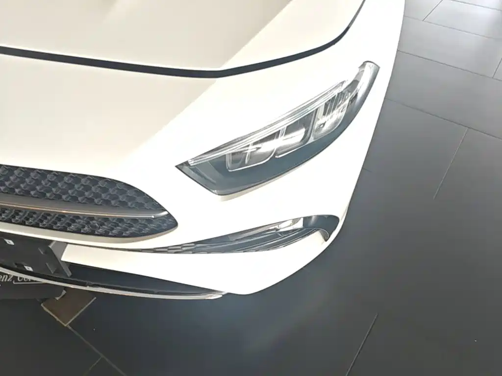 Фото 24 - Mercedes-Benz A-Class