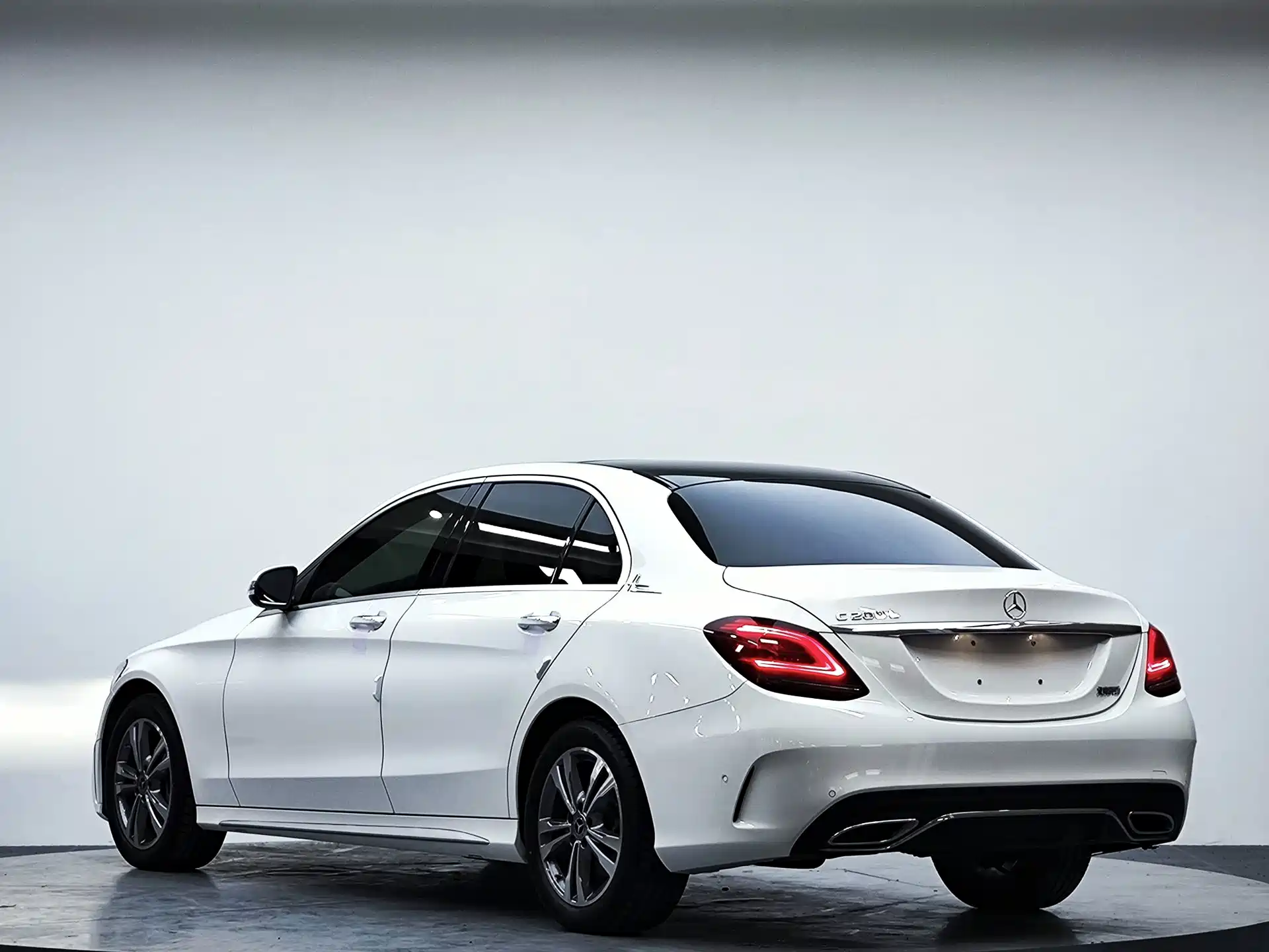 Фото 6 - Mercedes-Benz C-Class