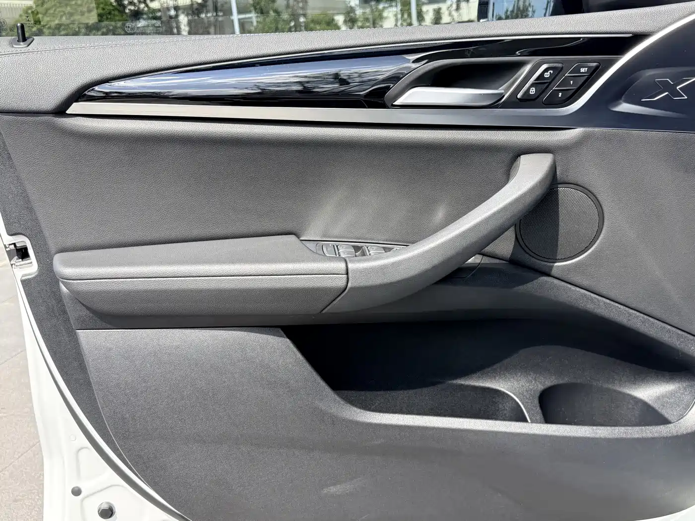 BMW iX3 2022 Leading Edition фото 22