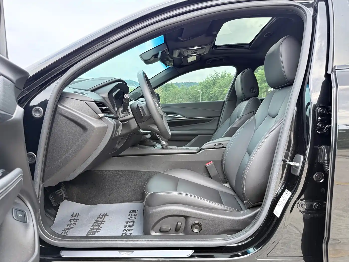Cadillac CT4 2022 2022 28T Fashion Style