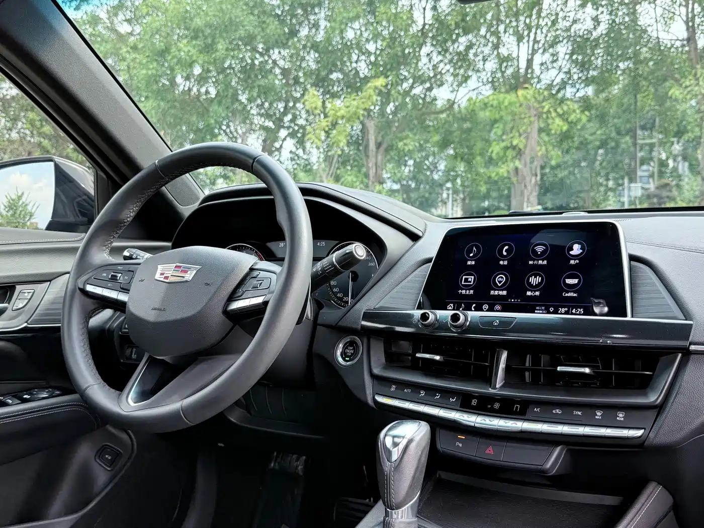 Cadillac CT4 2022 2022 28T Fashion Style