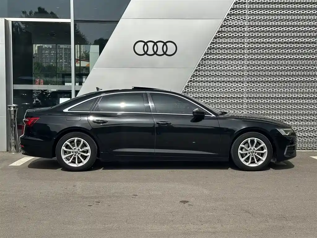 Audi A6L 2019 40 TFSI Luxury Elegance фото 14