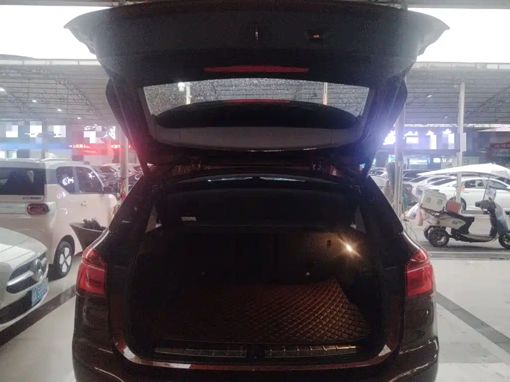 BMW X1 2016 sDrive18Li Premium Model фото 18
