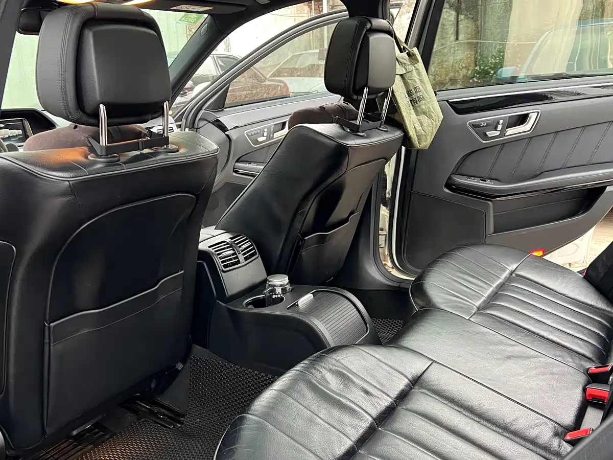 Mercedes-Benz E-Class 2015 Facelift E 260 L Luxury фото 8