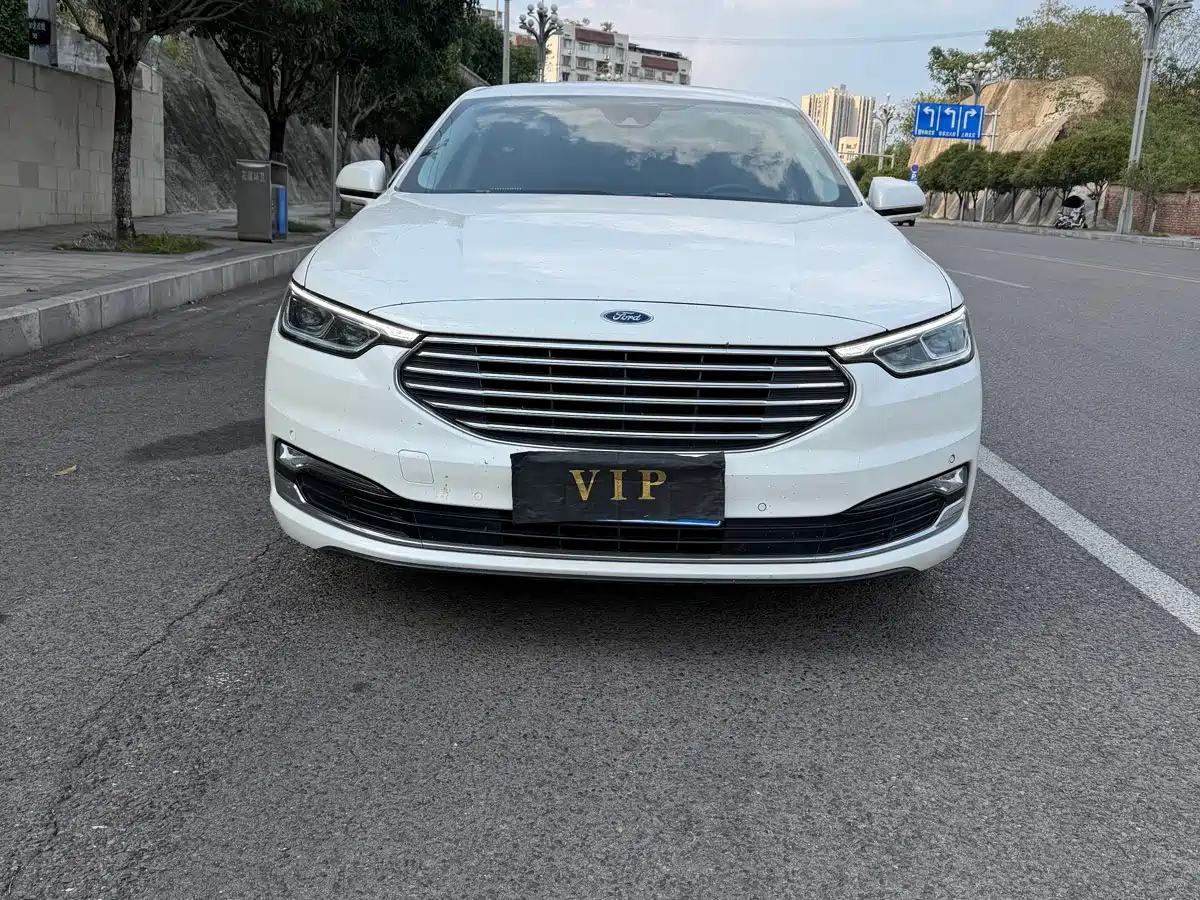 Ford Taurus 2020 2019 EcoBoost 245 Premium Edition