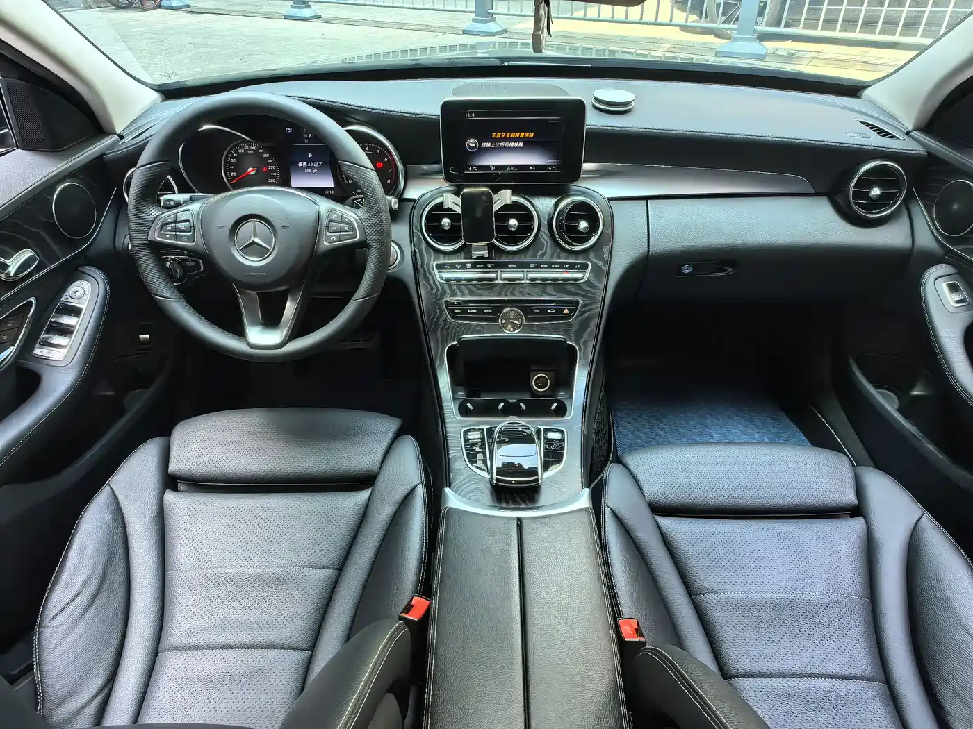 Mercedes-Benz C-Class 2017 C 180 L Sport фото 6