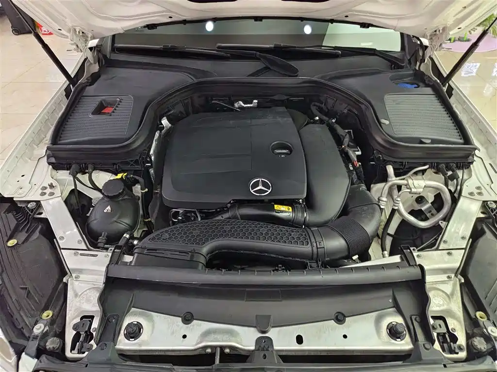 Mercedes-Benz GLC 2020 GLC 260 L 4MATIC Luxury фото 16