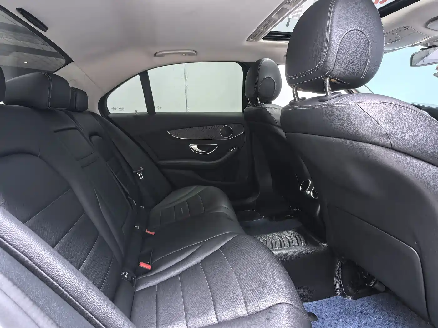 Mercedes-Benz C-Class 2017 C 180 L Sport фото 5