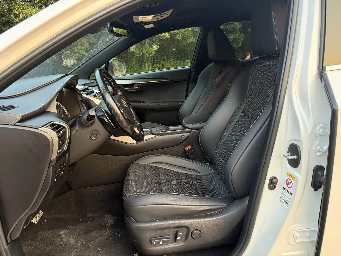 Фото 9 - Lexus NX
