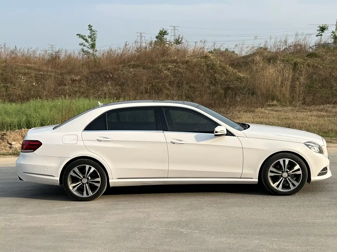 Mercedes-Benz E-Class 2015 Facelift E 180 L фото 5