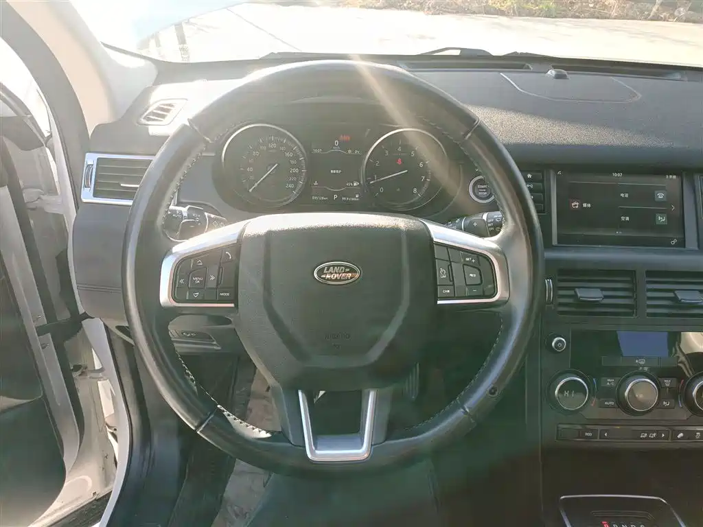 Land Rover Discovery Sport 2019 240PS PURE Edition China VI фото 11