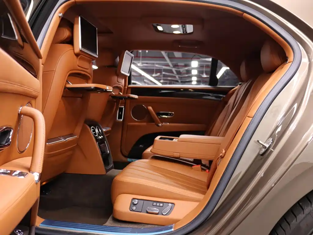 Photo 19 - Bentley Flying Spur