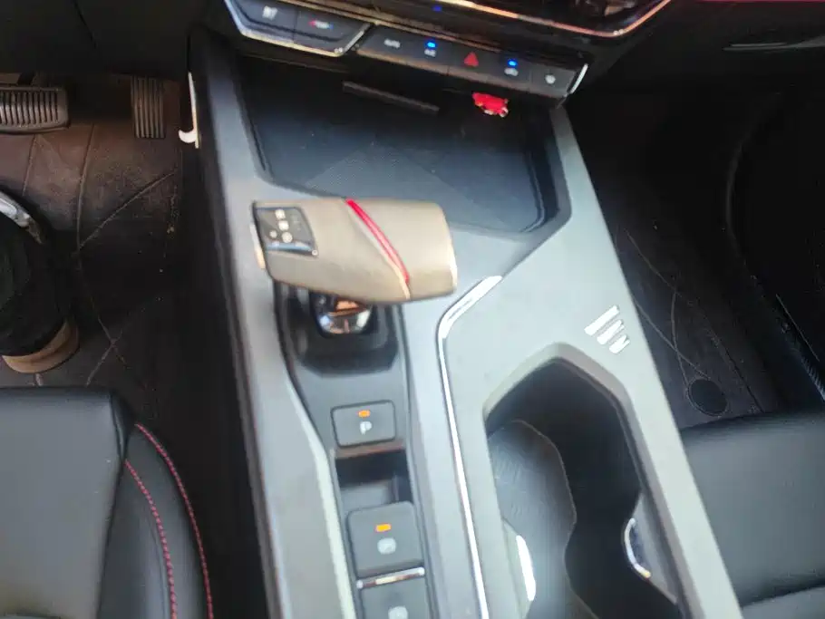 Changan X5 PLUS 2024 2024 1.5T DCT Pioneer Model