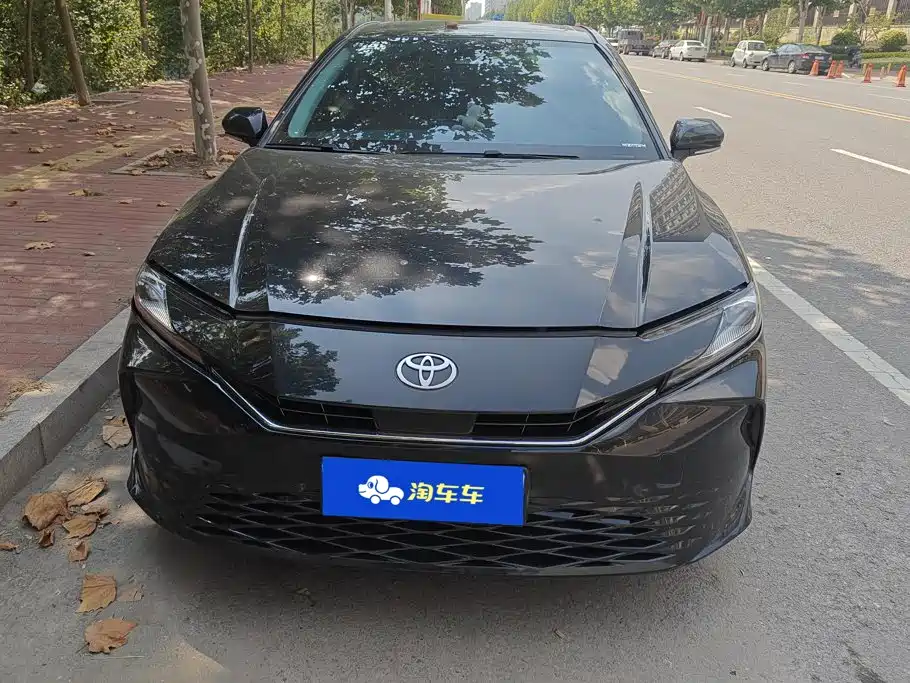 Toyota Camry 2025 2024 Hybrid 2.0HGVP Luxury Edition