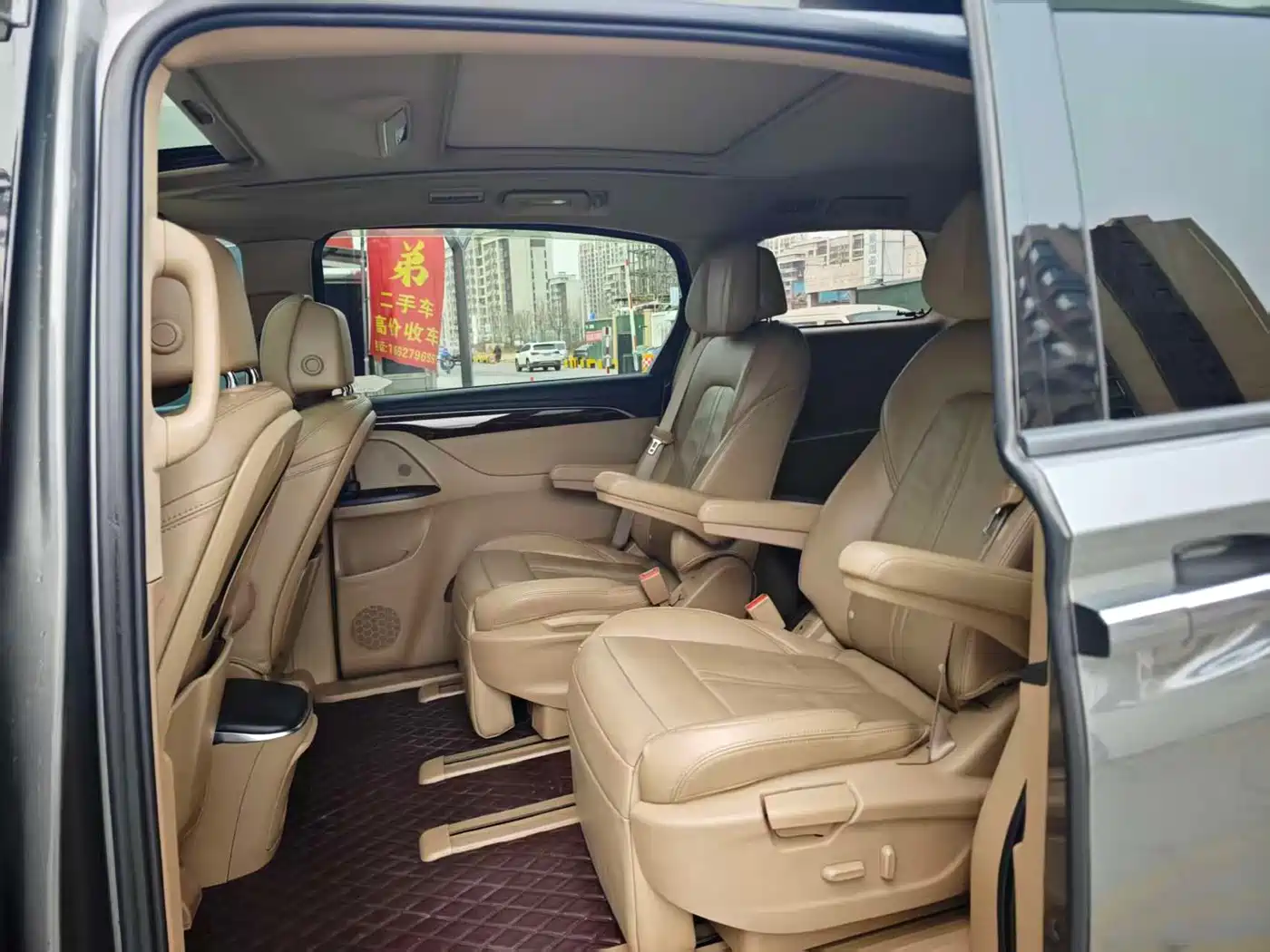 Buick GL8 2017 ES 28T Luxury China V фото 9