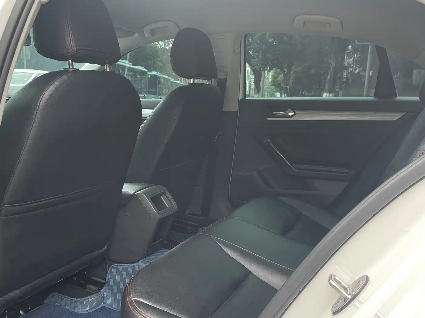 Volkswagen Lamando 2017 230TSI DSG Trend Edition фото 17