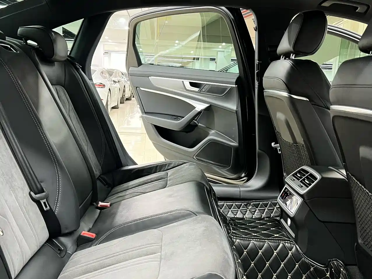 Audi A6L 2019 45 TFSI Premium Dynamic фото 8