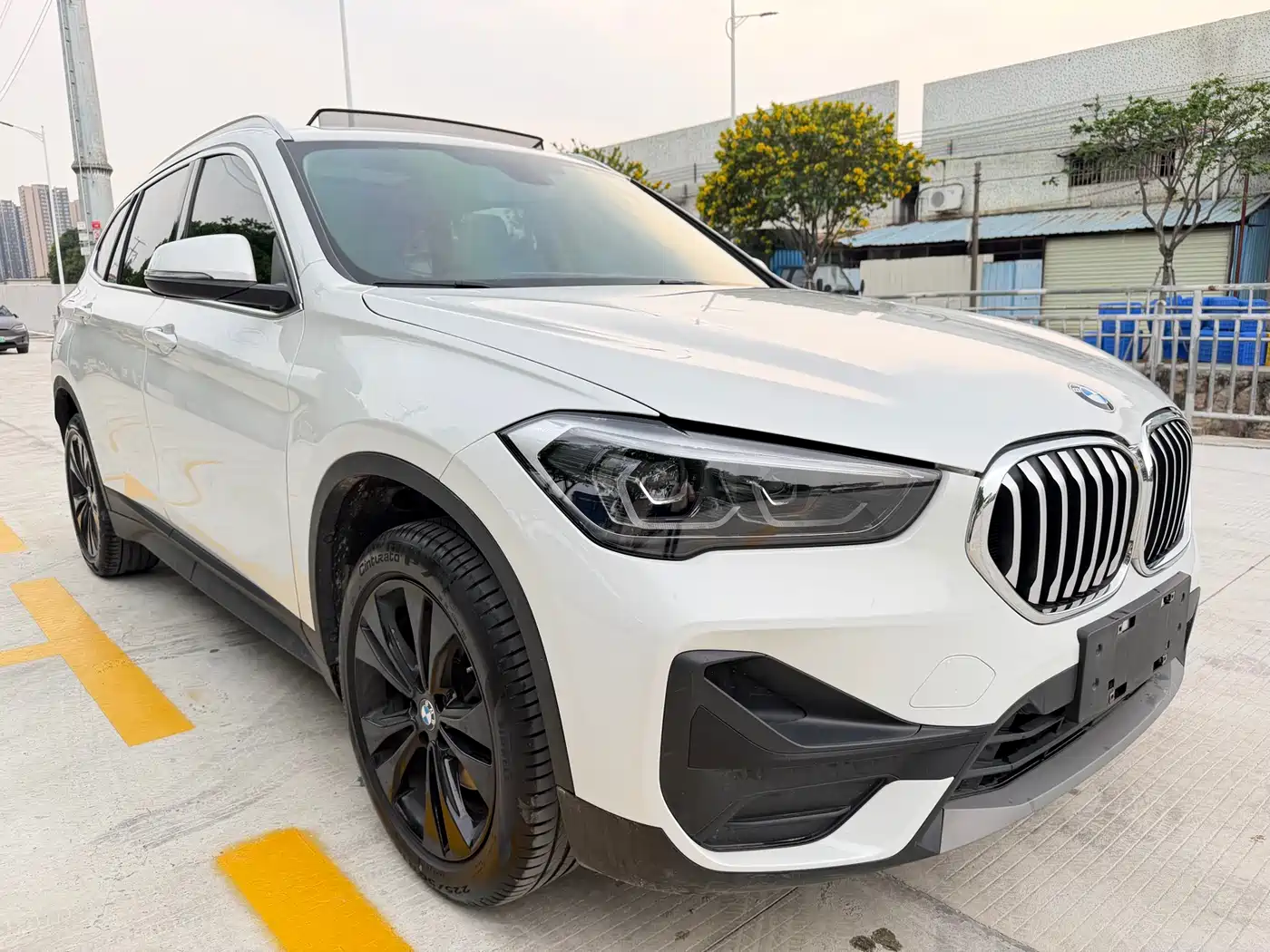 BMW X1