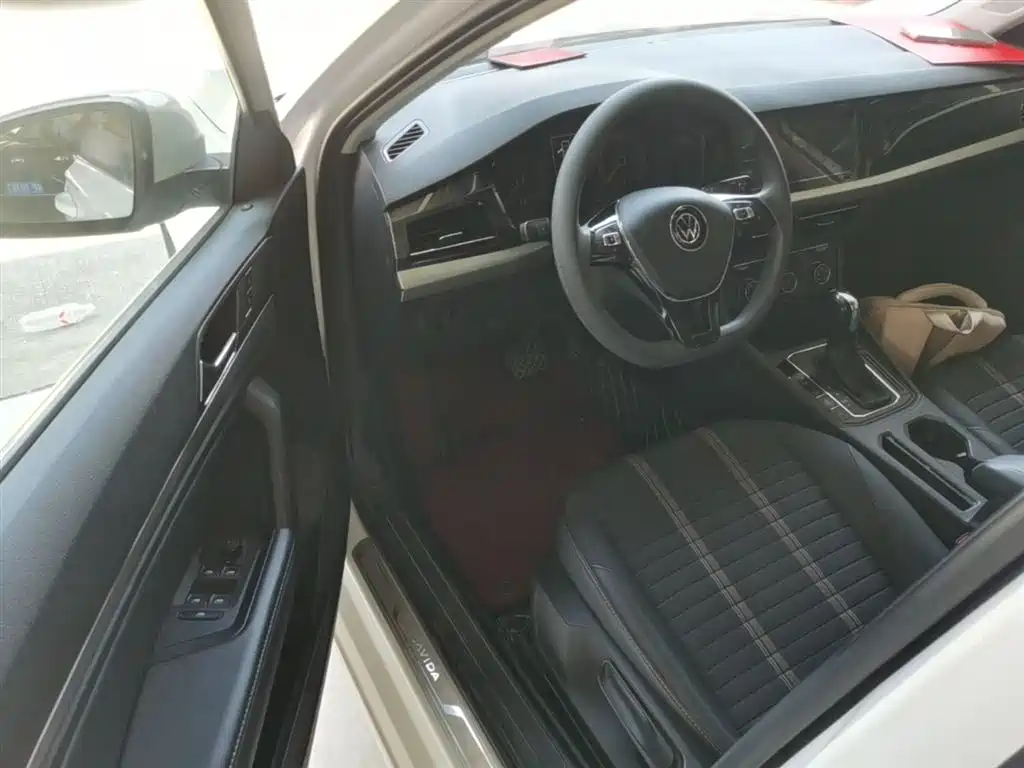 Volkswagen Lavida 2021 280TSI DSG Comfort Edition фото 16