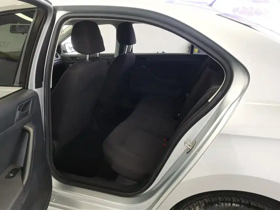 Volkswagen Jetta 2019 Dream Edition 1.5L Auto Fashion фото 11