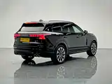 Photo 6 - Lynk & Co 09