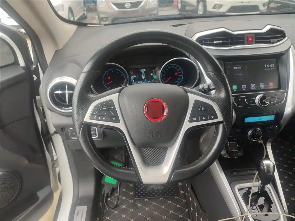 BYD Yuan 2016 1.5L Automatic Luxury фото 11