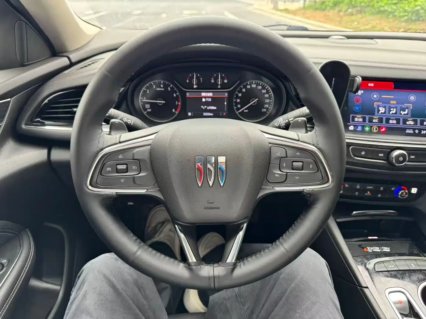 Buick Regal 2024 25T Ultra Comfort Edition фото 7