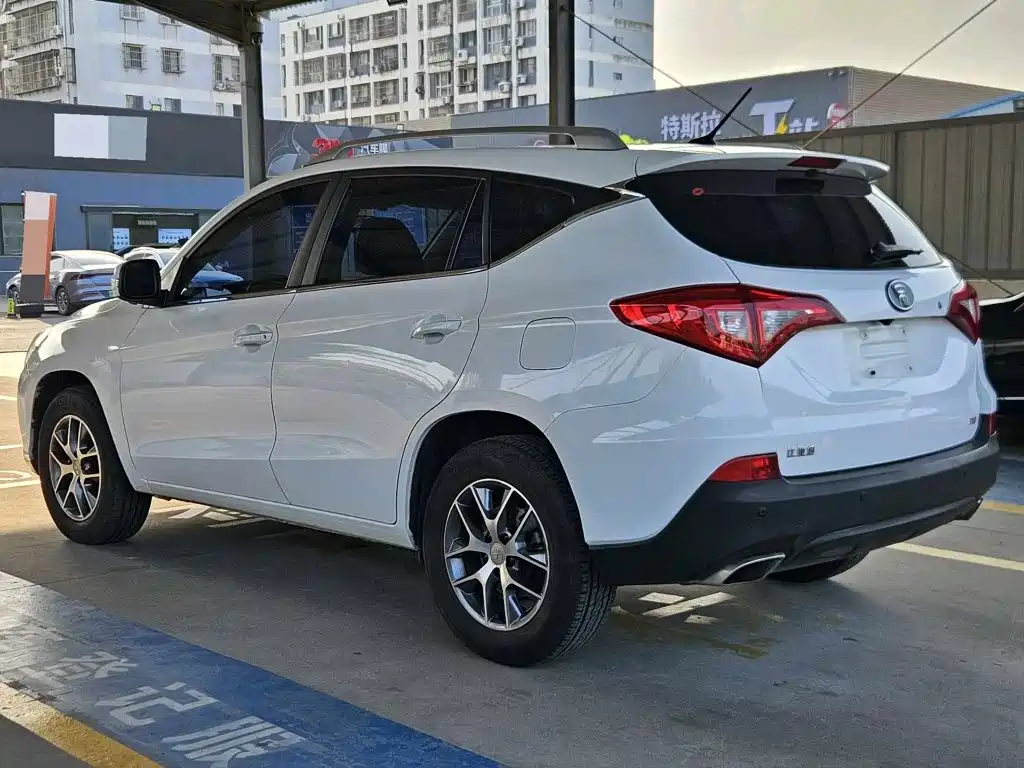 BYD Song 2018 2018 1.5TID Automatic Smart Honor