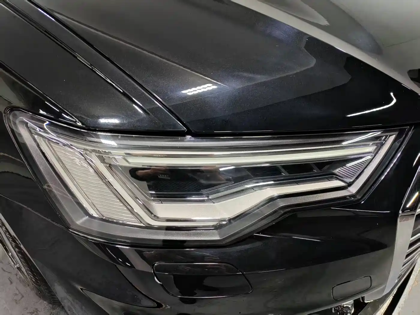 Audi A6L New Energy 2022 55 TFSI e quattro фото 13