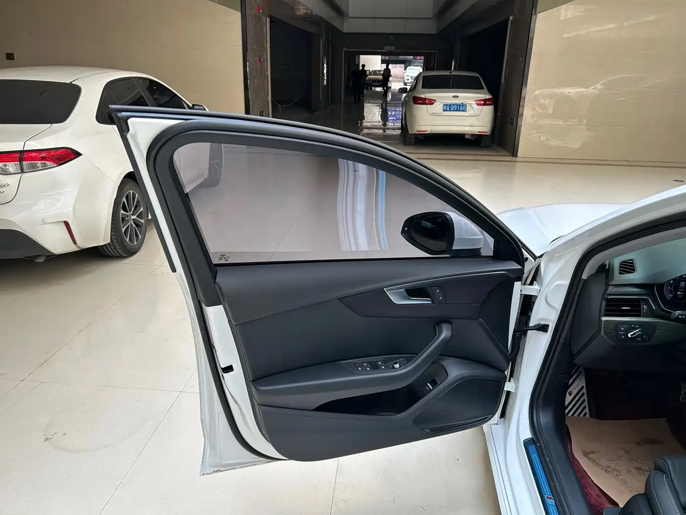 Audi A4L 2020 40 TFSI Fashion Dynamic Edition фото 10