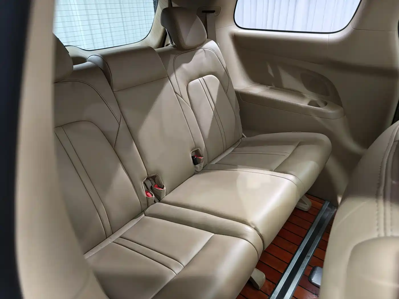Buick GL8 2021 ES Landlord 653T Premium фото 22