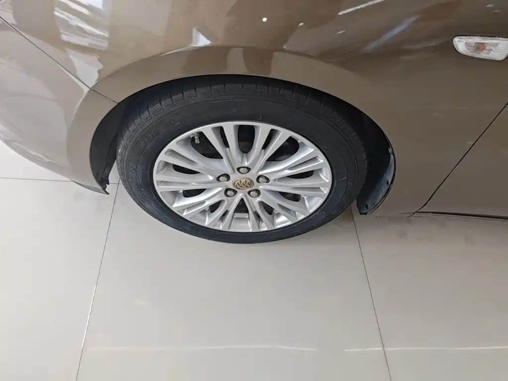 Фото 25 - Buick Excelle