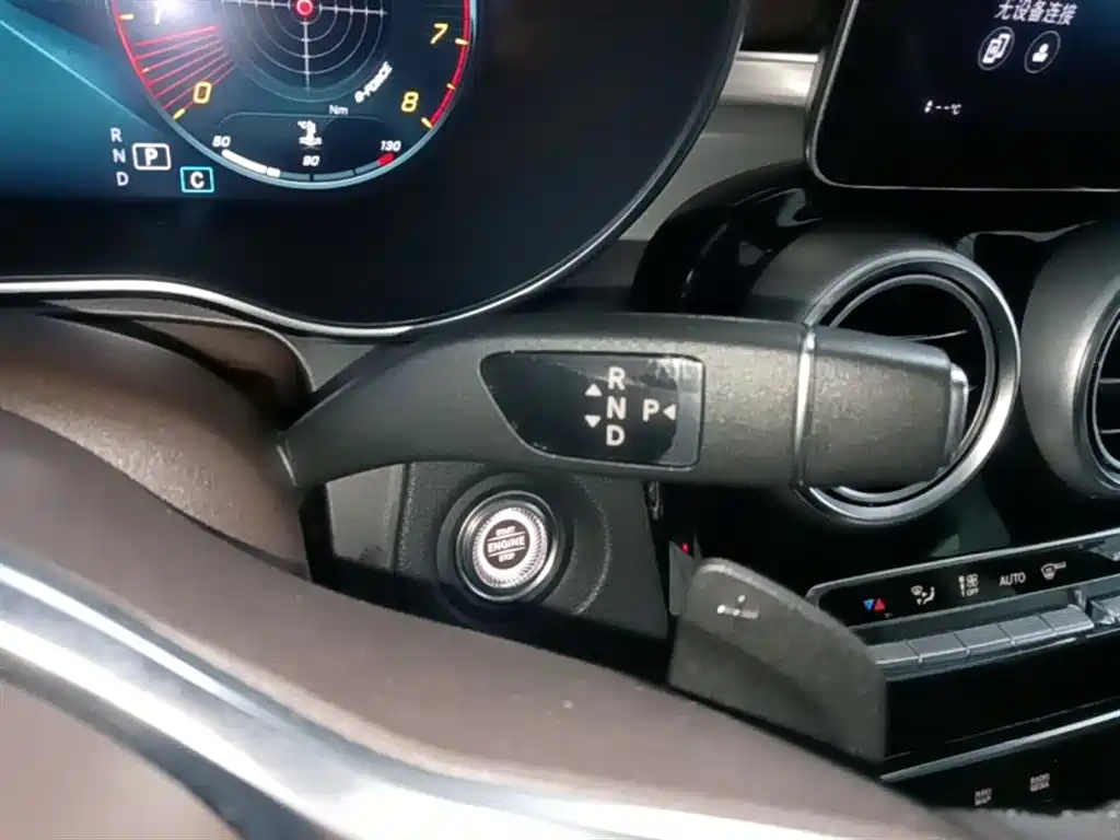 Mercedes-Benz GLC 2021 GLC 260 L 4MATIC Sporty фото 14