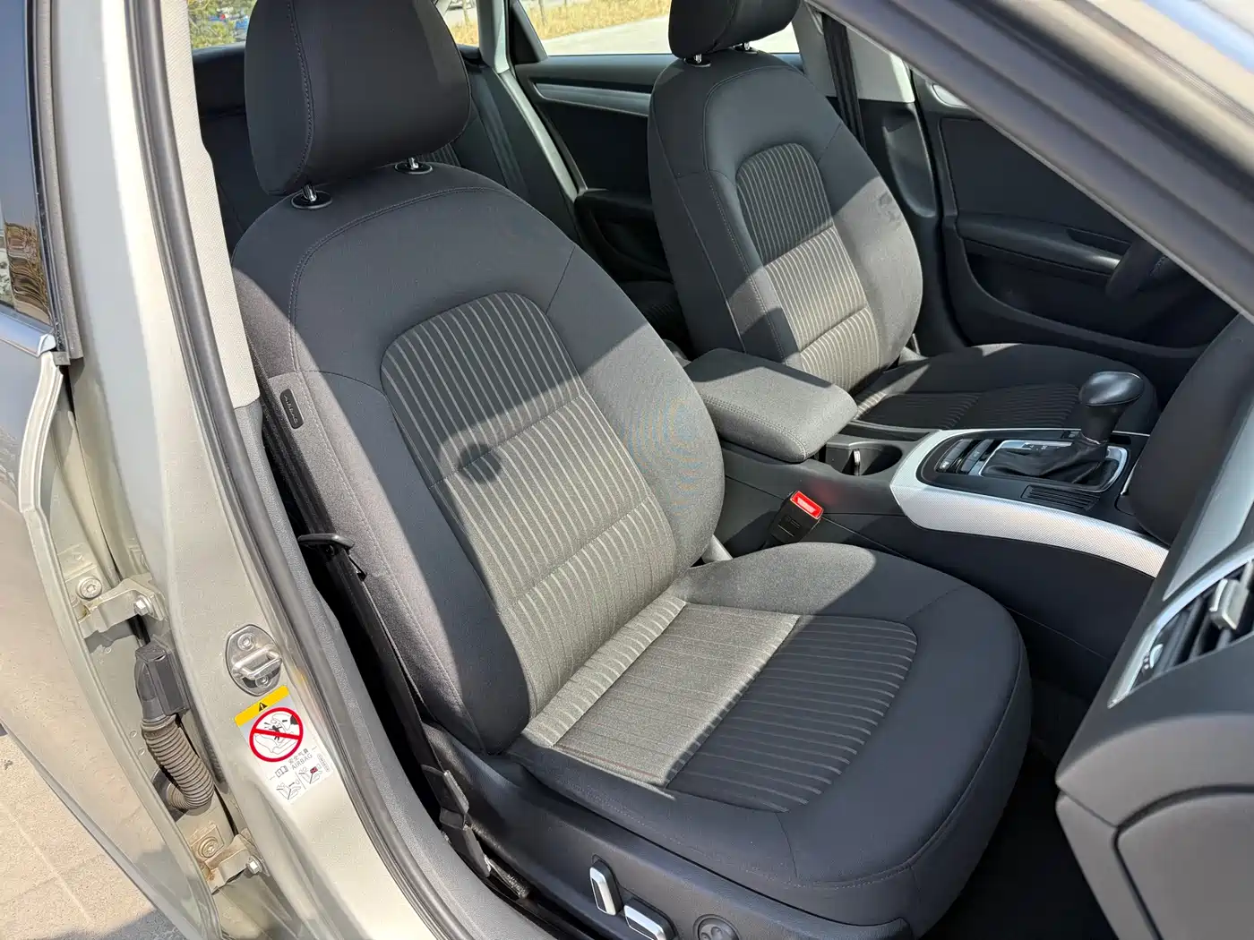 Audi A4L 2016 30 TFSI Collector's Edition Automatic Comfort фото 34